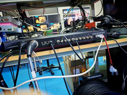 BS-E12P Event Production SMPTE Fiber Optic Transport System With 12G SDI/PGM/Intercom/Ethernet/SYNC/POE+ supplier
